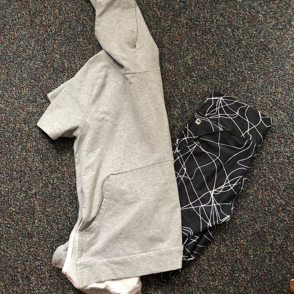 FABLETICS BUNDLE Sweatshirt and Leggings!!